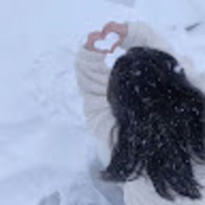 Meet your Posher, Elyse